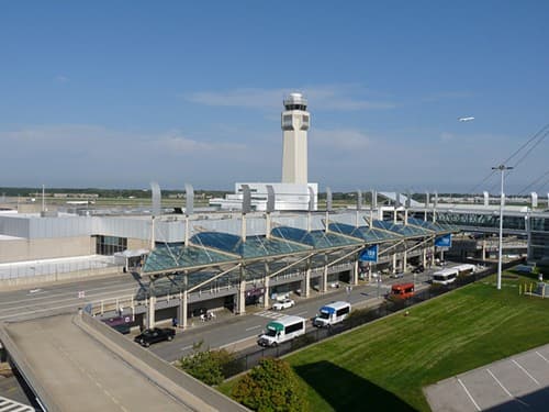 Cleveland Hopkins (CLE) Airport